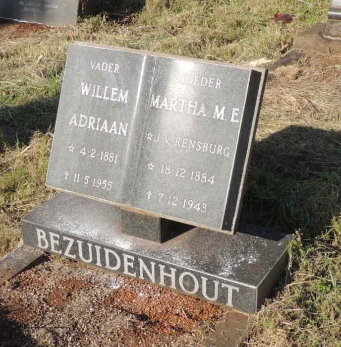 BEZUIDENHOUT Willem Adriaan 1881-1955 &amp; Martha M.E. J.V. RENSBURG 1884-1943