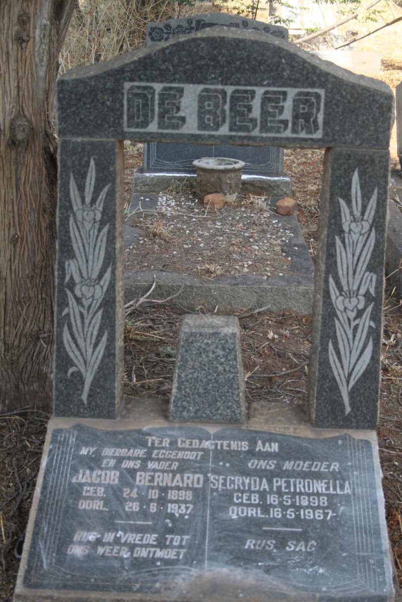BEER Jacob Bernard, de 1898-1937 & Secryda Petronella 1898-1967