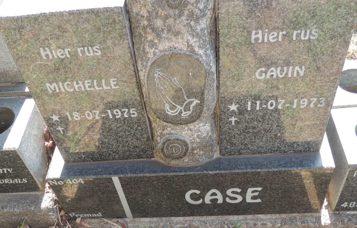 CASE Gavin 1975-  & Michelle 1975- 