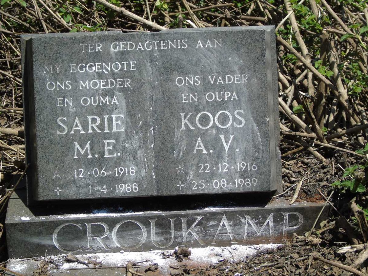CROUKAMP A.V. 1916-1989 & M.E. 1918-1988