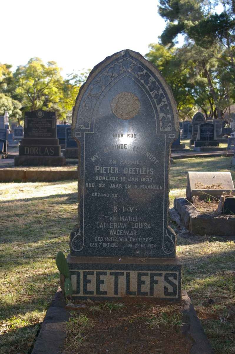 DEETLEFS Pieter -1933 :: WAGENAAR Catherina Louisa previously DEETLEFS nee REITZ 1903-1964