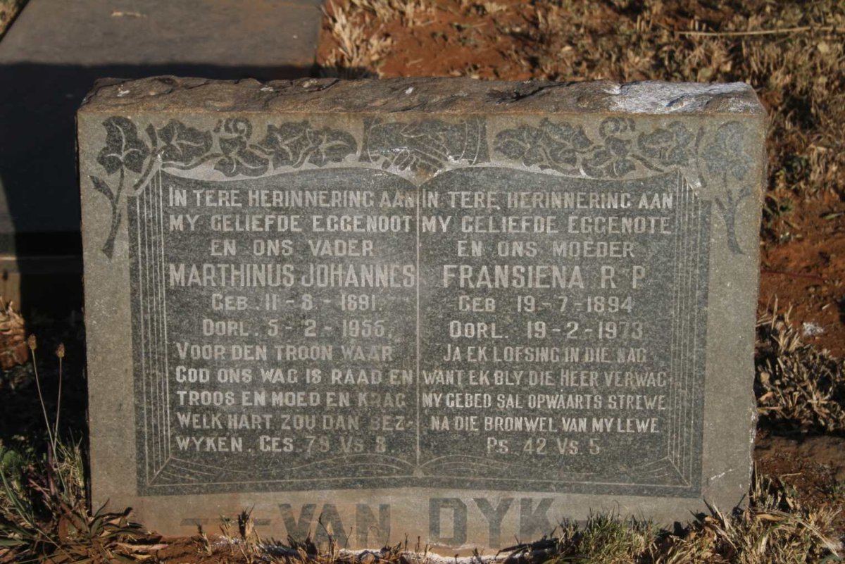 DYK Marthinus Johannes, van 1891-1955 & Fransiena R.P. 1894-1973