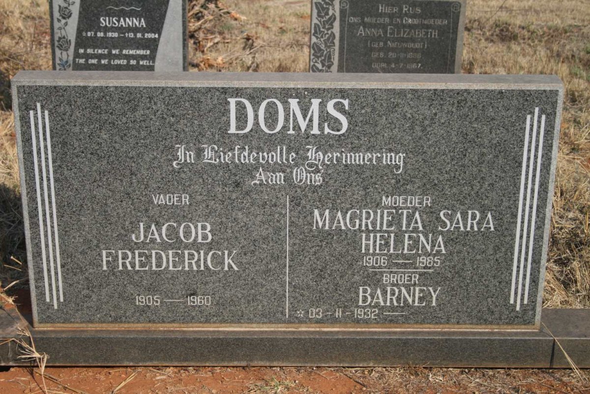 DOMS Jacob Frederick 1905-1960 &amp; Magrieta Sara Helena 1906-1985