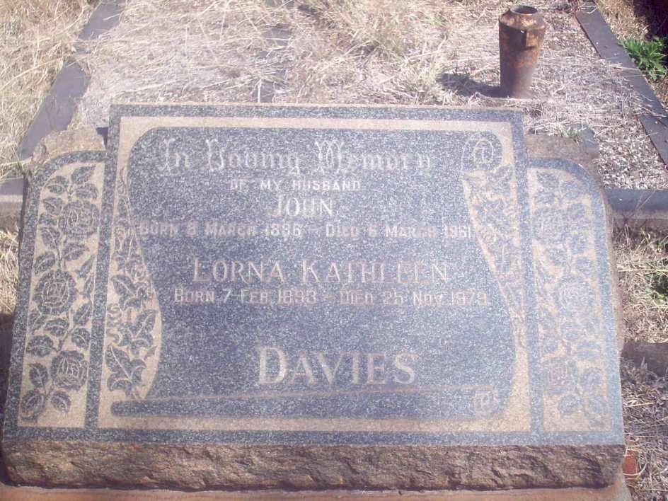 DAVIES Lotna Kathlein 1893-1979