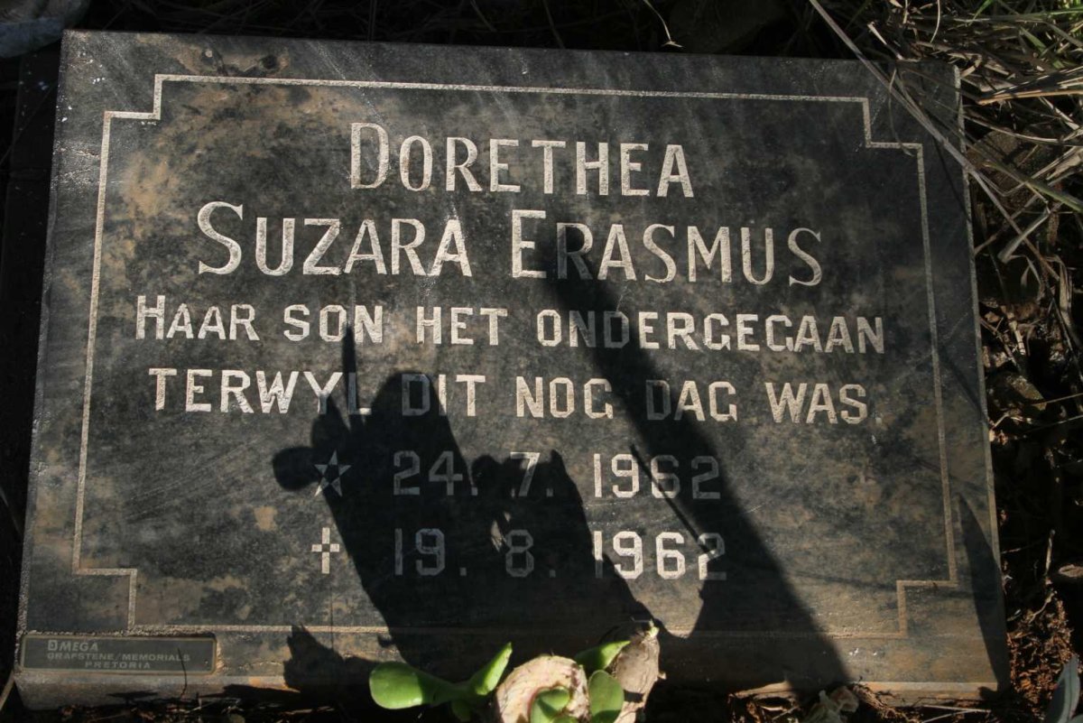 ERASMUS Dorethea Suzara 1962-1962