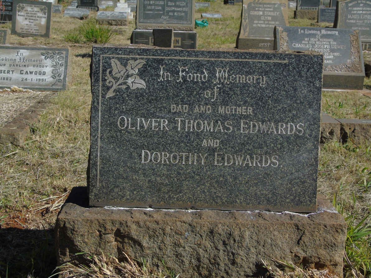 EDWARDS Oliver Thomas &amp; Dorothy
