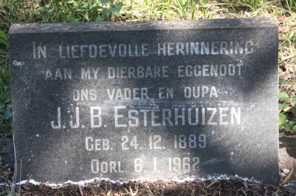 ESTERHUIZEN J.J.B. 1889-1962
