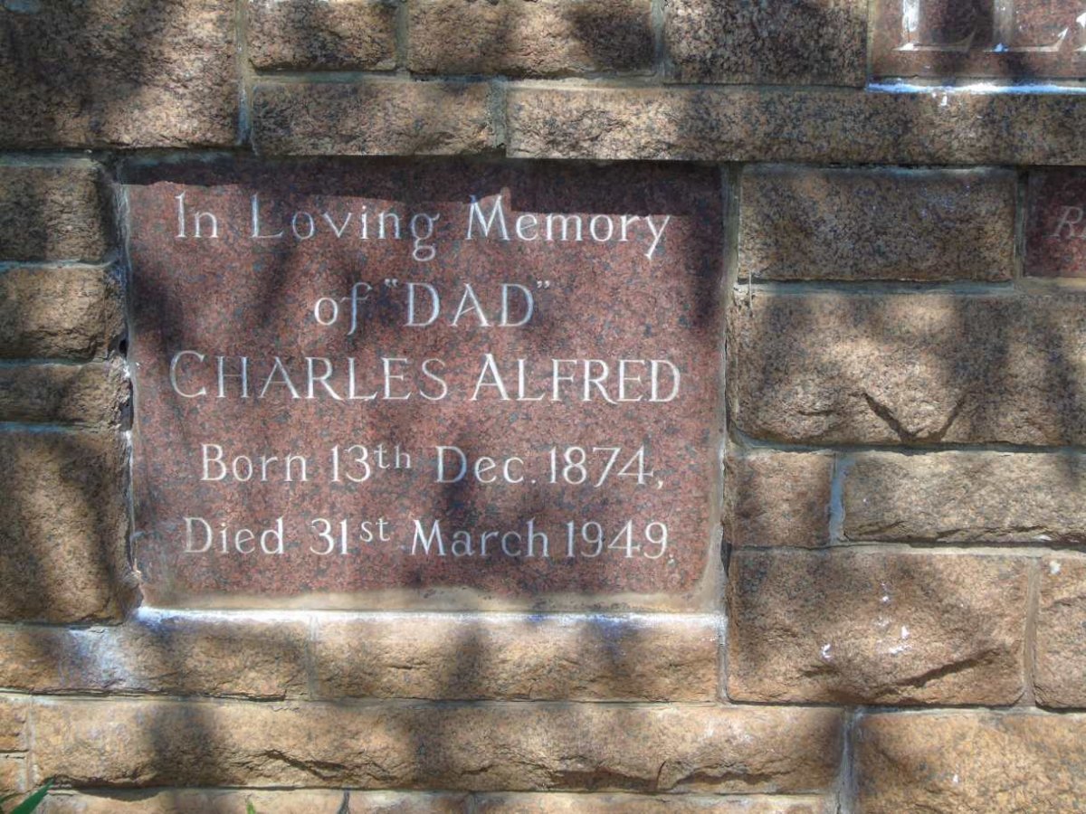 ELDRIDGE Charles Alfred 1874-1949 & Marie Susanna 1881-1961 :: ELDRIDGE Leslie Frank 1911-2004_2
