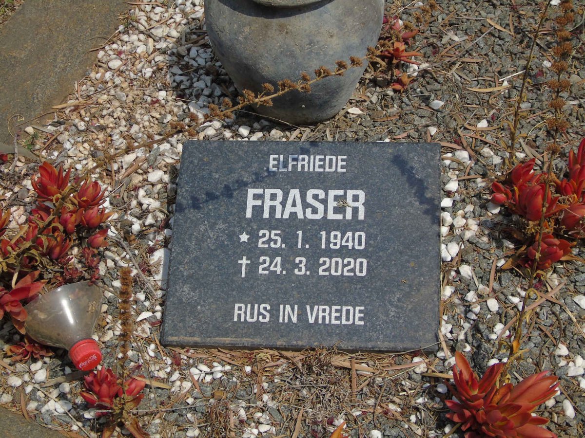 FRASER Elfriede 1940-2020