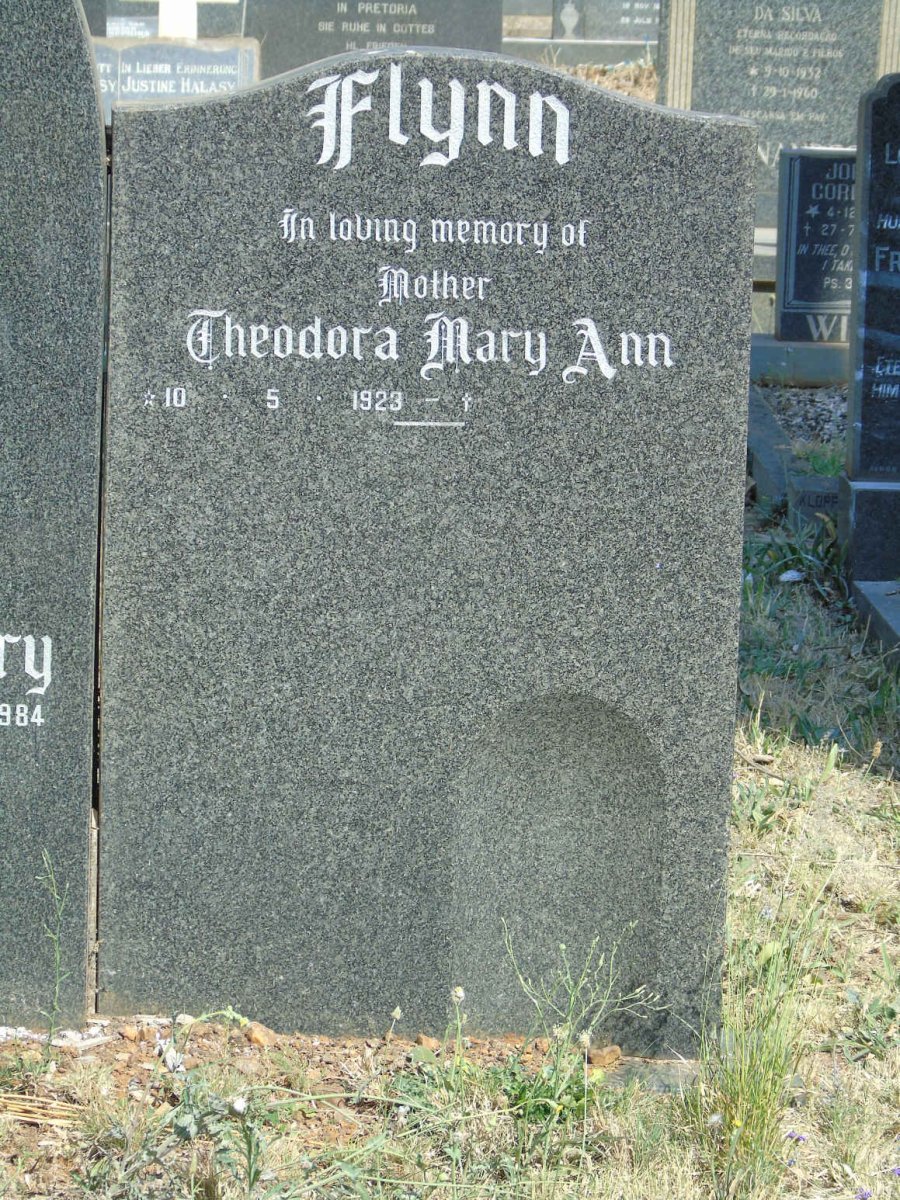 FLYNN John Robert 1915- &amp; Theodora Mary Ann 1923- :: FLYNN Linda Carol Mary 1950-1984