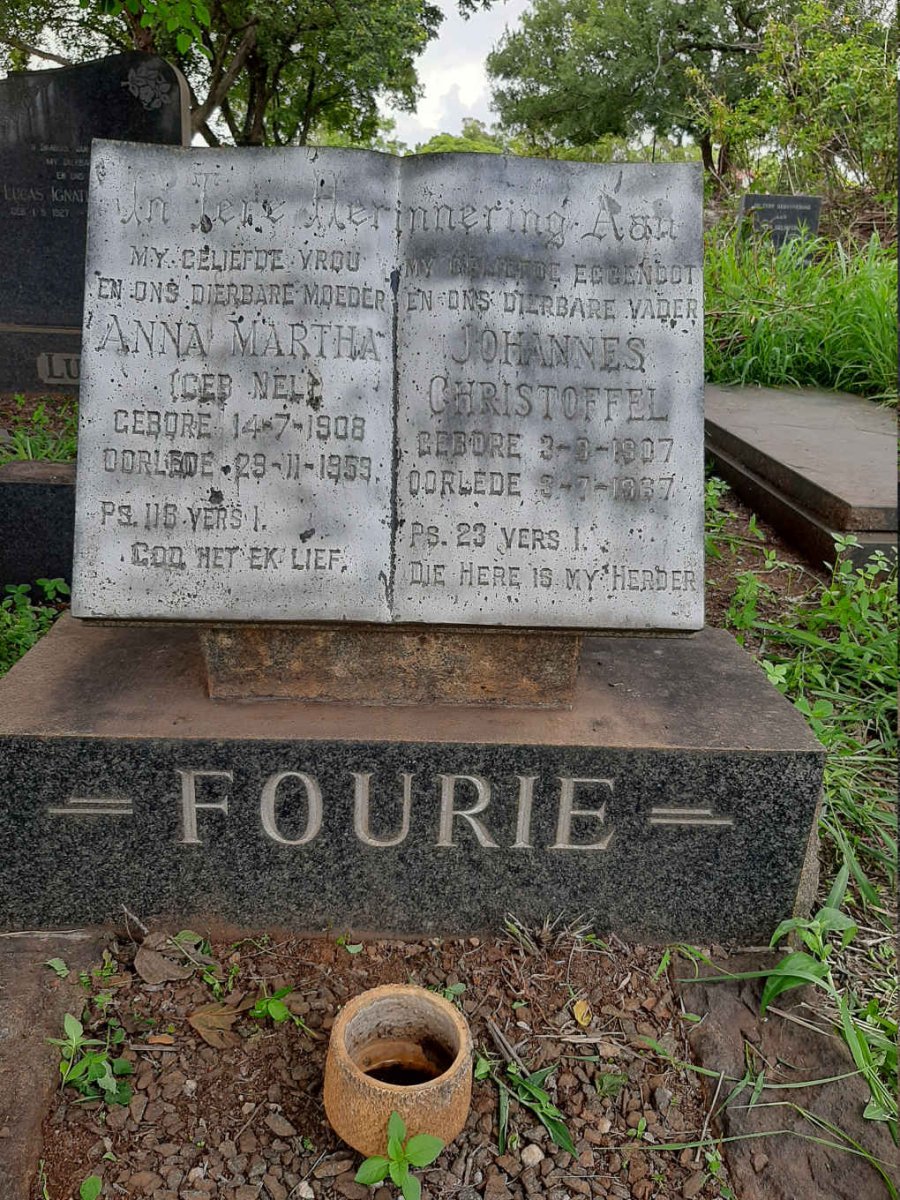 FOURIE Johannes Christoffel 1907-1967 &amp; Anna Maria NEL 1908-1959