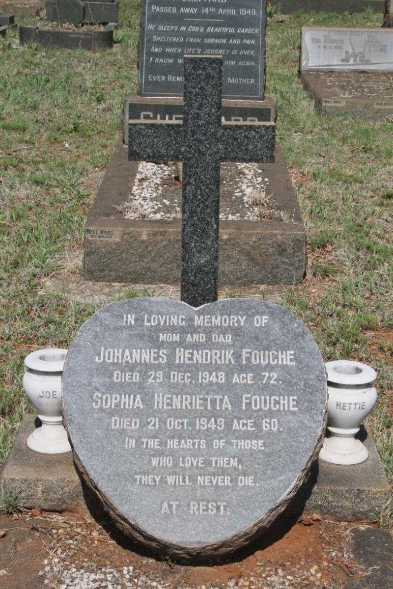 FOUCHE Johannes Hendrik -1948 & Sophia Henrietta -1949