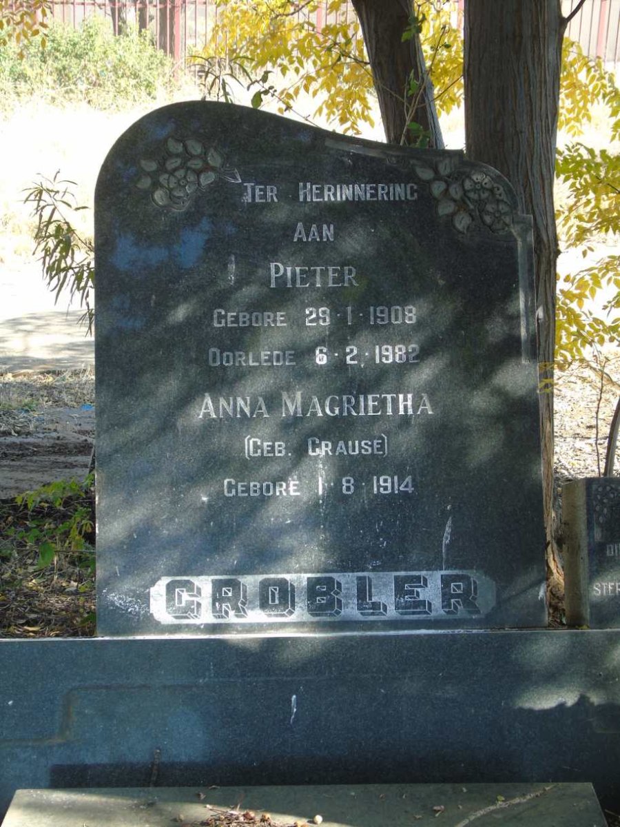 GROBLER Pieter 1908-1982 & Anna Magrietha CRAUSE 1914-