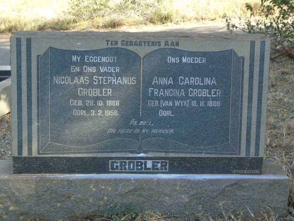 GROBLER Nicolaas Stephanus 1888-1956 & Anna Carolina Francina VAN WYK 1889-