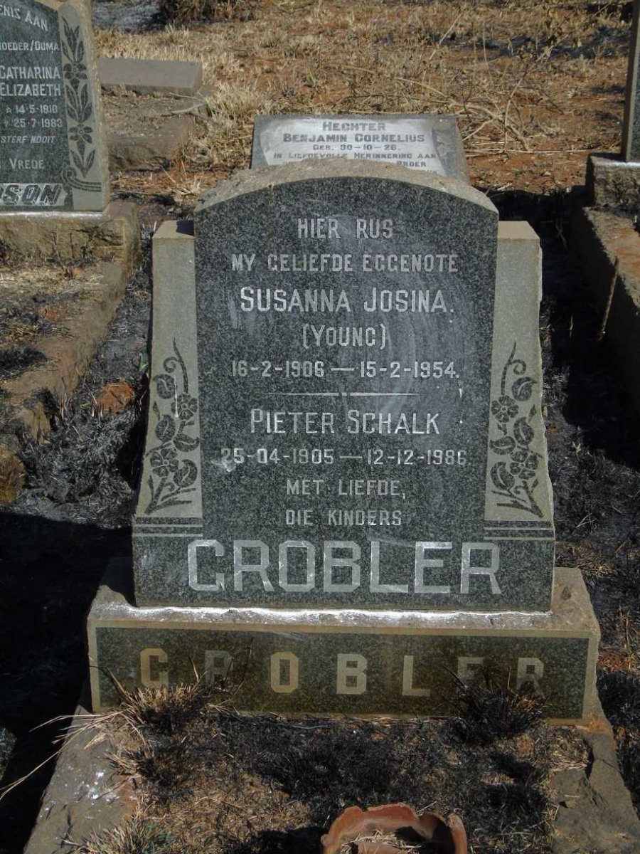 GROBLER Pieter Schalk 1905-1986 & Susanna Josina YOUNG 1906-1954