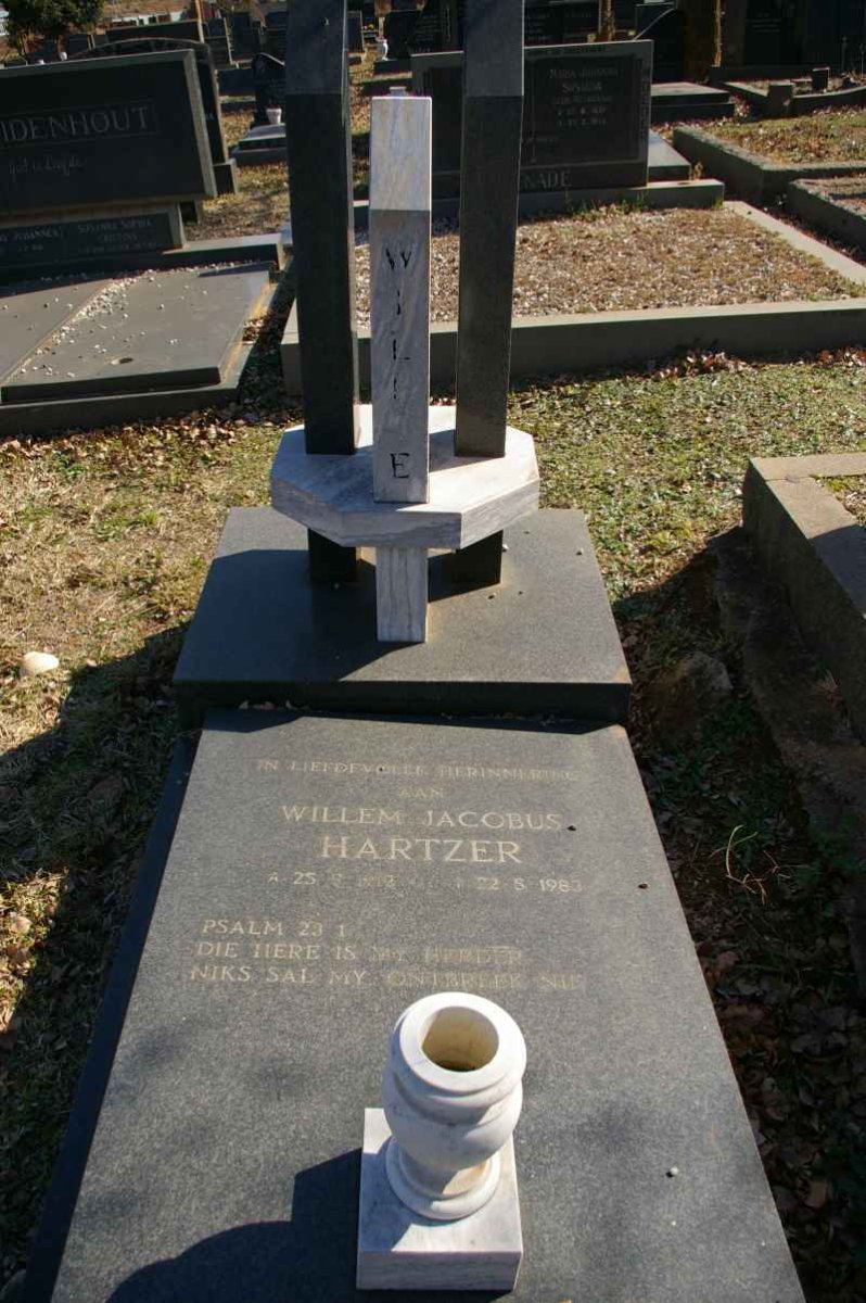 HARTZER Willem Jacobus -1983