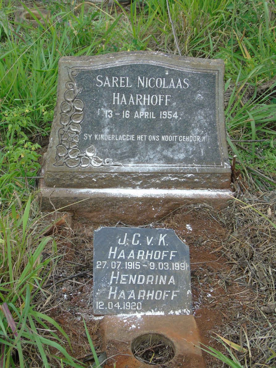 HAARHOFF J.C.v.K. 1915-1991 &amp; Hendrina 1920- :: HAARHOFF Sarel Nicolaas 1954-1954