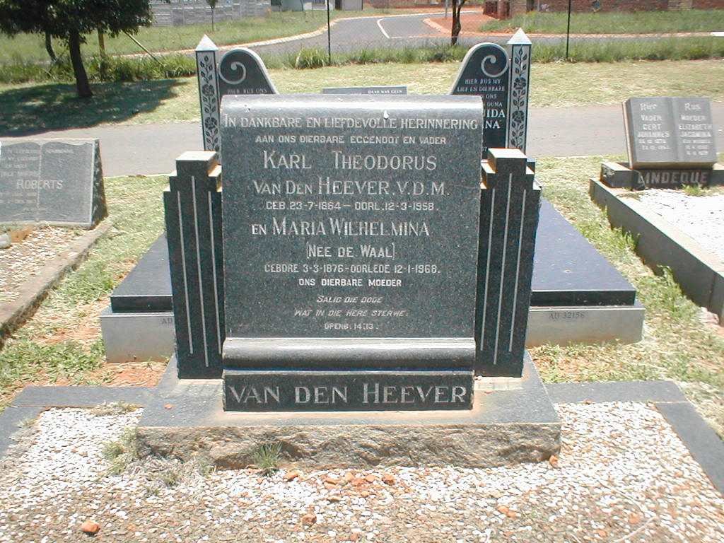 HEEVER Karl Theodorus, van den 1864-1958 &amp; Maria Wilhelmina DE WAAL 1876-1968