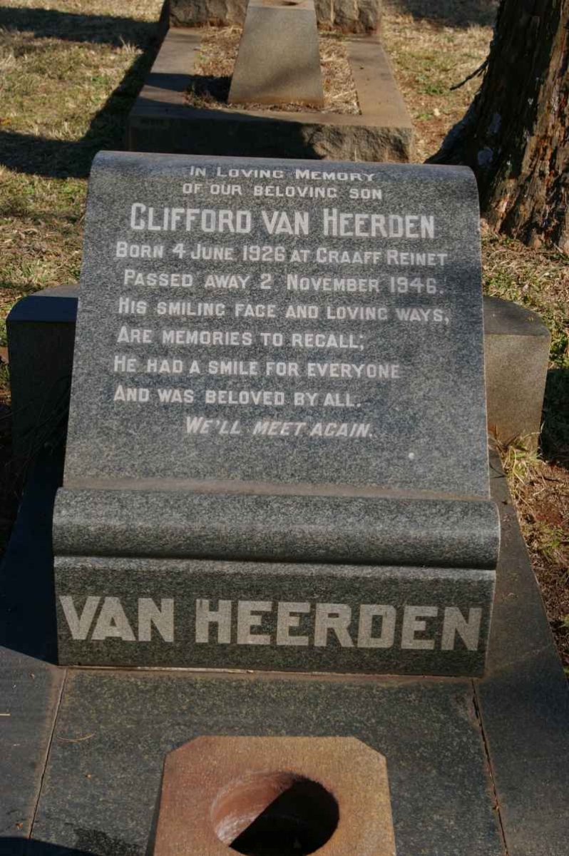 HEERDEN Clifford, van 1926-1946