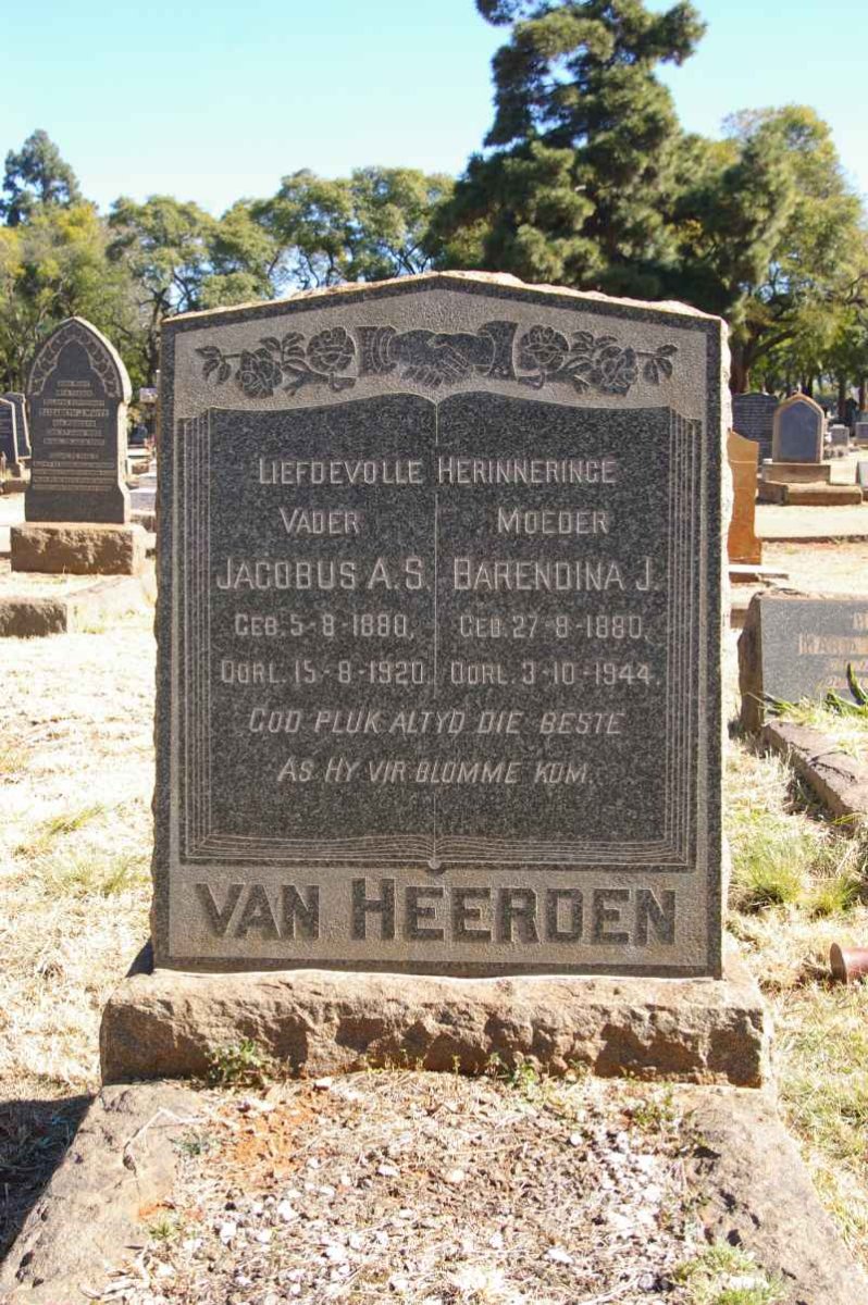 HEERDEN Jacobus A.S., van 1880-1920 &amp; Barendina J. 1880-1944 