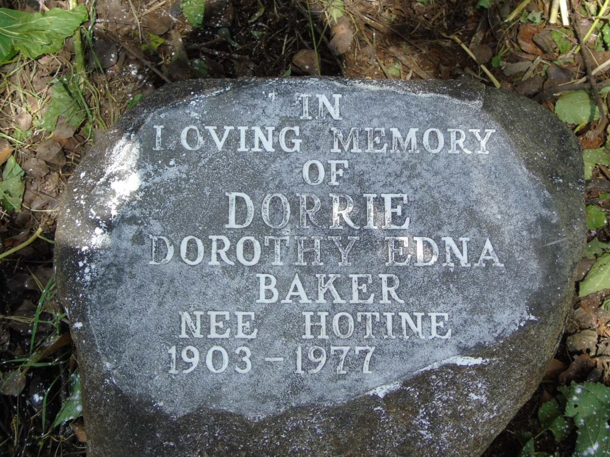 HOTINE Hannah 1853-1907 :: BAKER Dorothy Edna nee HOTINE 1903-1977_2