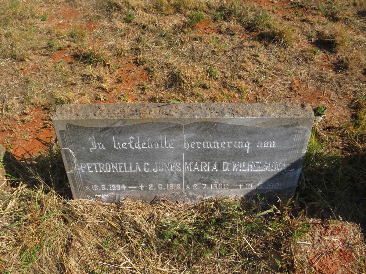 JONES Petronella C. 1894-1918 :: ? Maria D. Wilhelmina 1908-1981