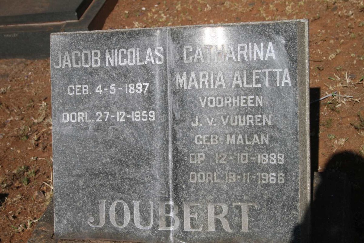 JOUBERT Jacob Nicolas 1897-1959 & Catharina Maria Aletta voorheen J.V. VUUREN nee MALAN 1888-1966