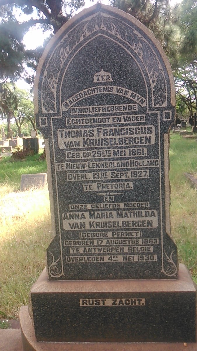 KRUISELBERGEN Thomas Franciscus, van 1861-1927 &amp; Anna Maria Mathilda PERNET 1863-1930