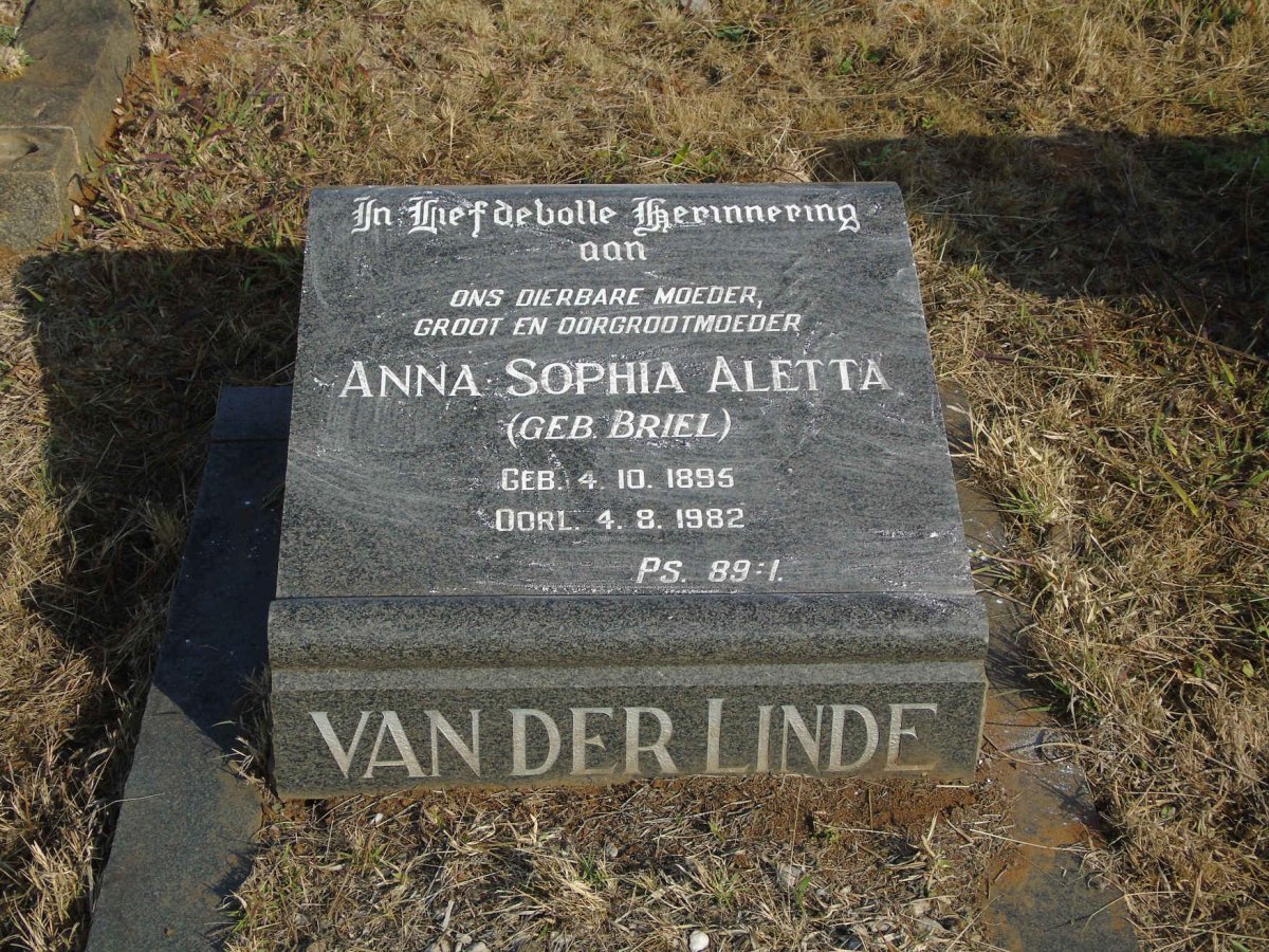 LINDE Anna Sophia Aletta, van der nee BRIEL 1895-1982