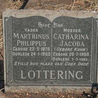 LOTTERING Marthinus Philippus 1878-1963 & Catharina Jacoba KUHN 1888-1965