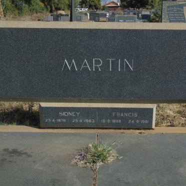 MARTIN Sidney 1879-1963 &amp; Francis 1888-1981