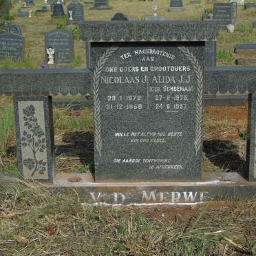 MERWE Nicolaas J., v.d. 1872-1959 & Alida J.J. SCHOEMAN 1875-1957