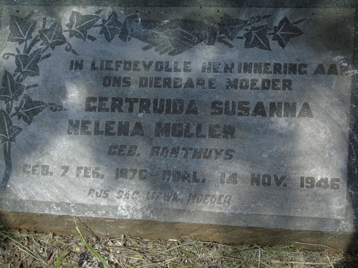 MOLLER Gertruida Susanna Helena nee BONTHUYS 1870-1946
