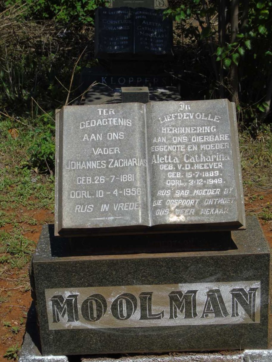 MOOLMAN Johannes Zacharias 1881-1956 & Aletta Catharina V.D. HEEVER 1889-1949