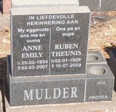 MULDER Ruben Theunis 1929-2009 & Anne Emily 1934-2007