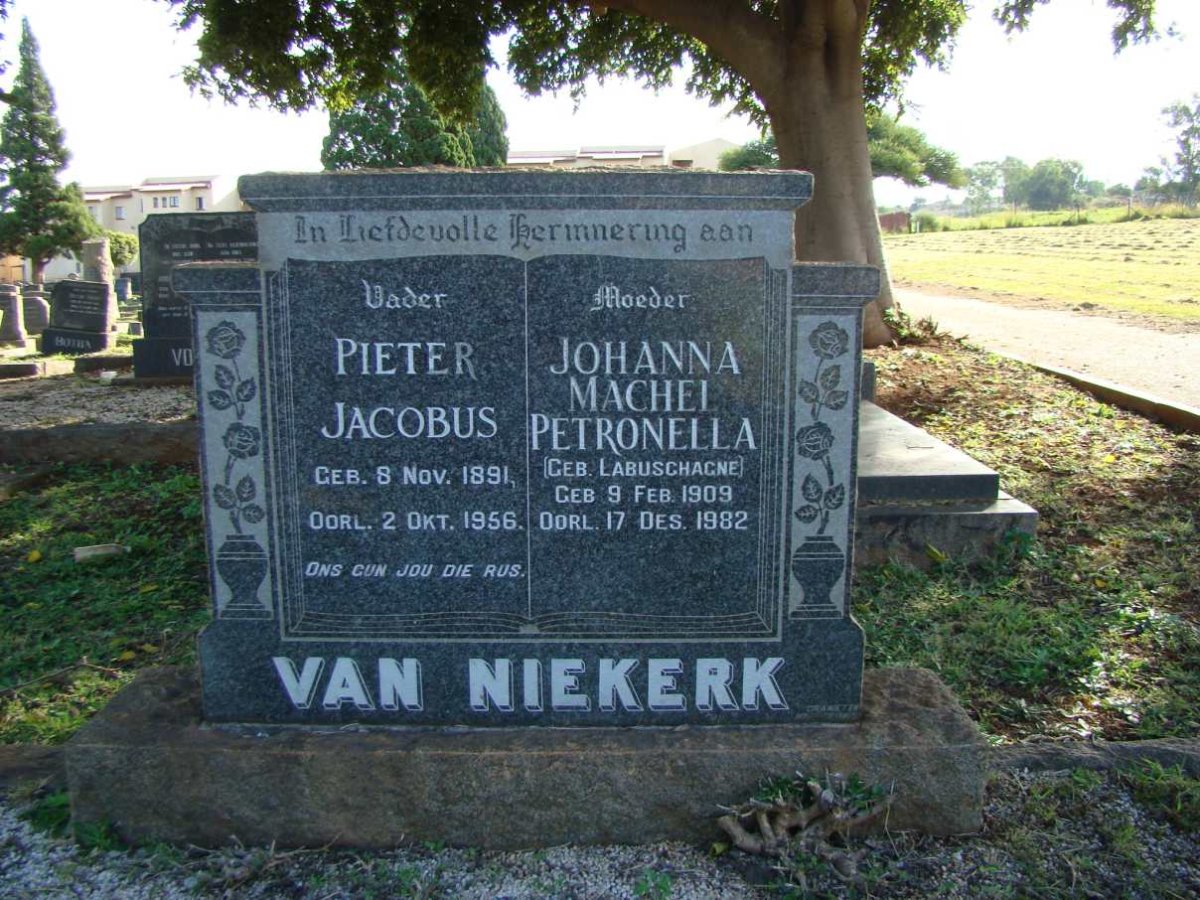 NIEKERK Pieter Jacobus, van 1891-1956 &amp; Johanna Machel Petronella LABUSCHAGNE 1909-1982