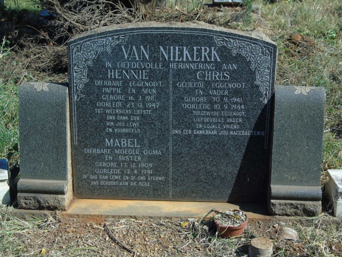 NIEKERK Hennie, van 1911-1947 & Mabel 1909-1991 :: VAN NIEKERK Chris 1941-1984