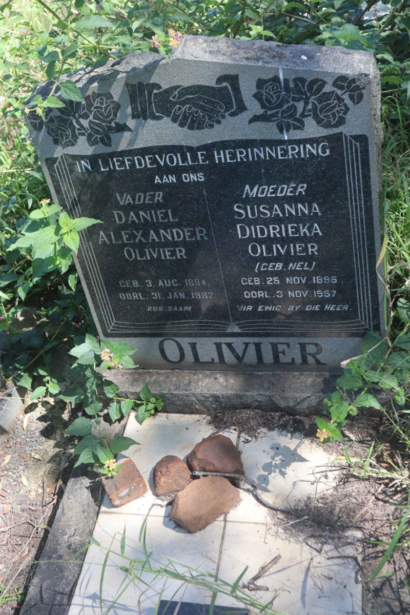 OLIVIER Daniel Alexander 1894-1982 &amp; Susanna Didrieka NEL 1896-1957