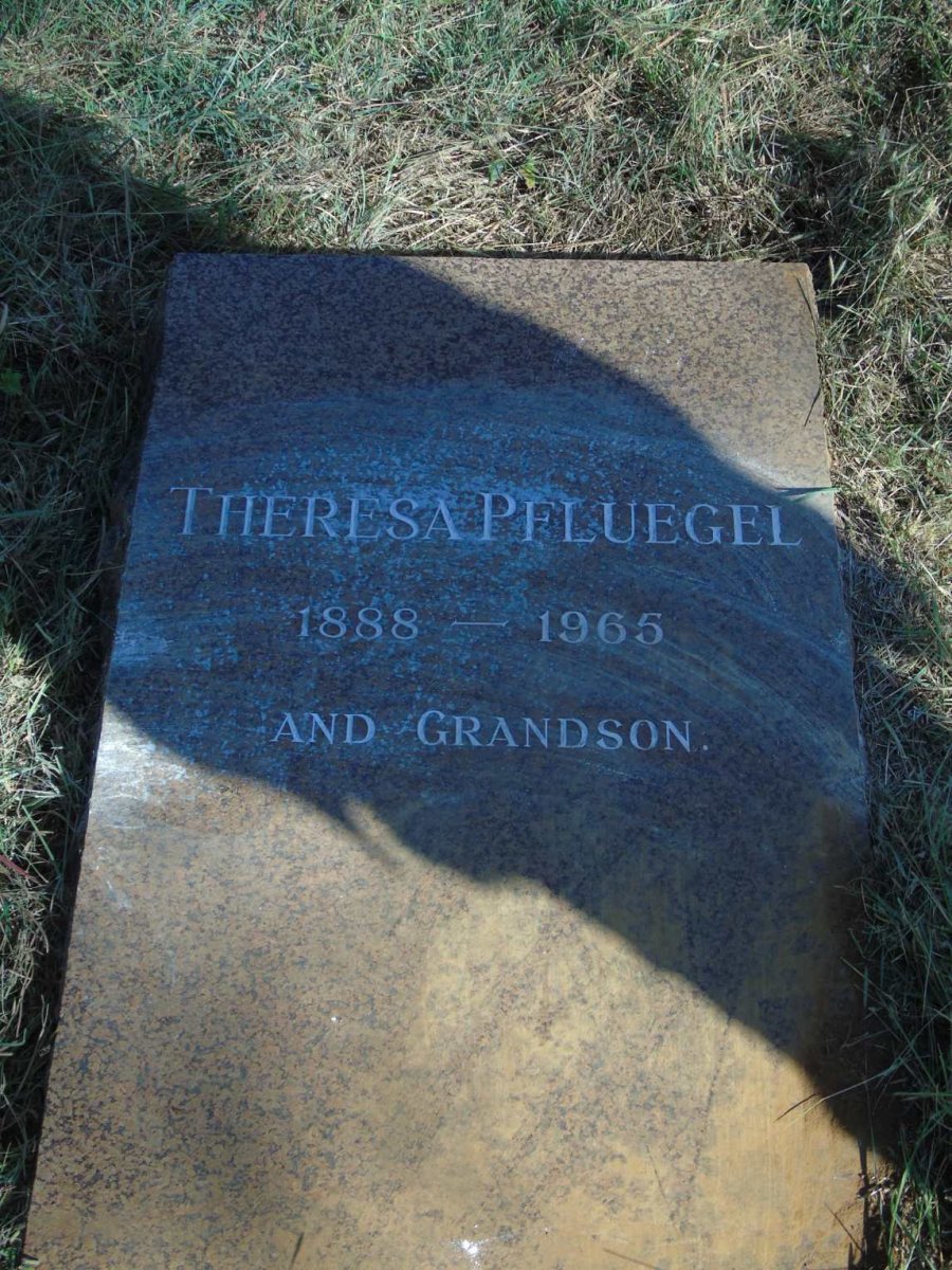 PFLUEGEL Theresa 1888-1965 :: ?