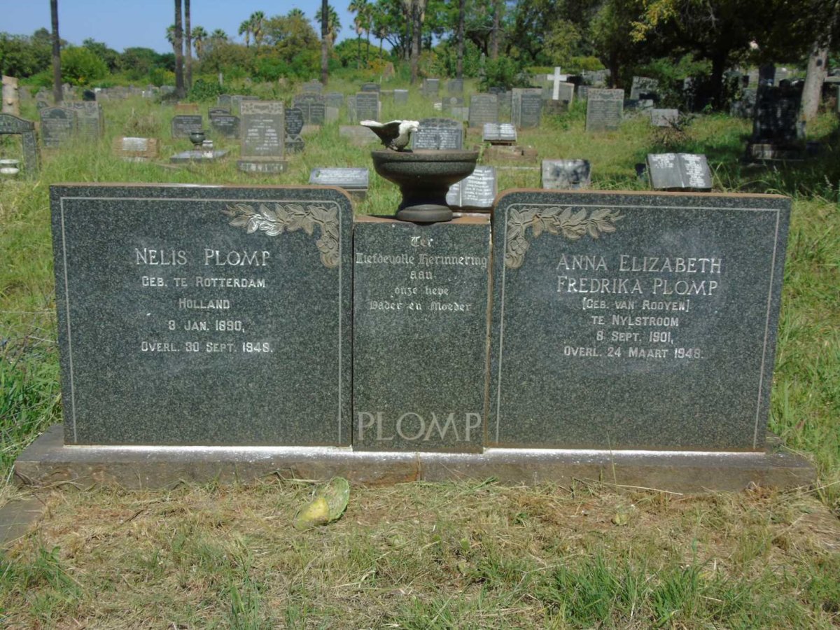 PLOMP Nelis 1890-1948 & Anna Elizabeth Fredrika VAN ROOYEN 1901-1948