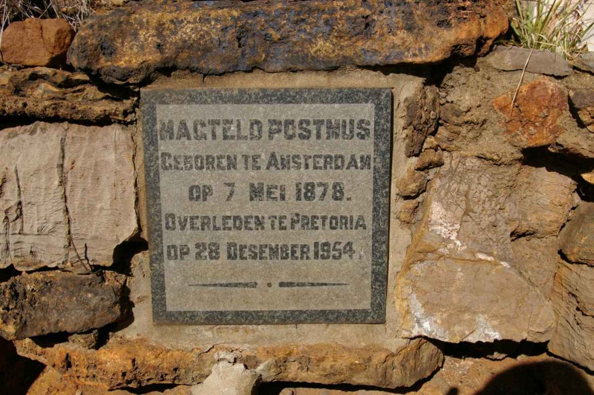 POSTMUS Magteld 1878-1954