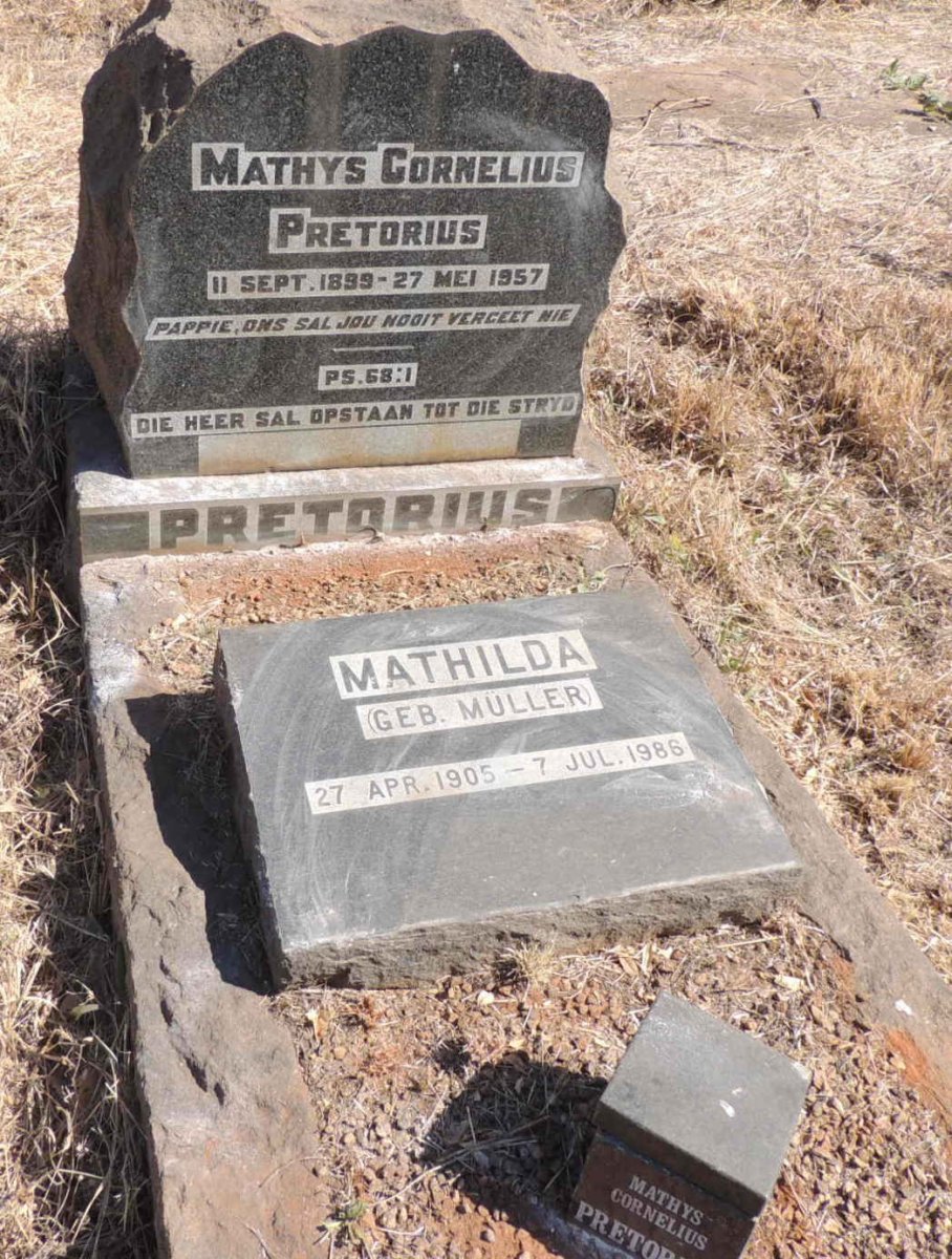 PRETORIUS Mathys Cornelius 1899-1957 & Mathilda MULLER 1905-1986 :: PRETORIUS Mathys Cornelius 1945-2004_1