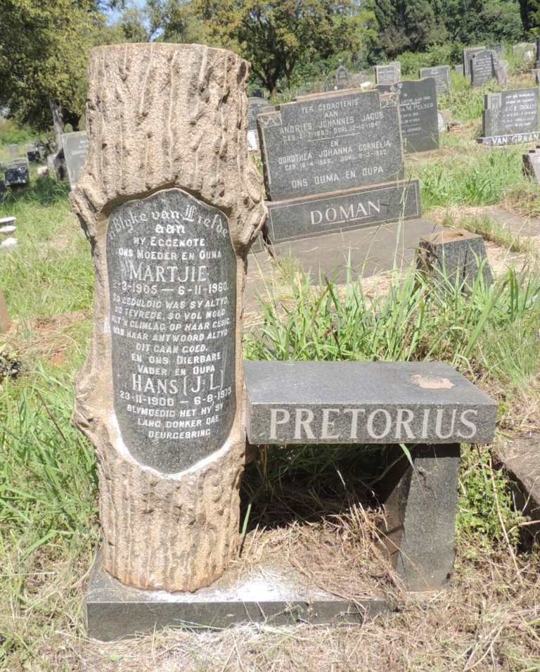 PRETORIUS Hans J.L. 1900-1973 & Martjie 1905-1960