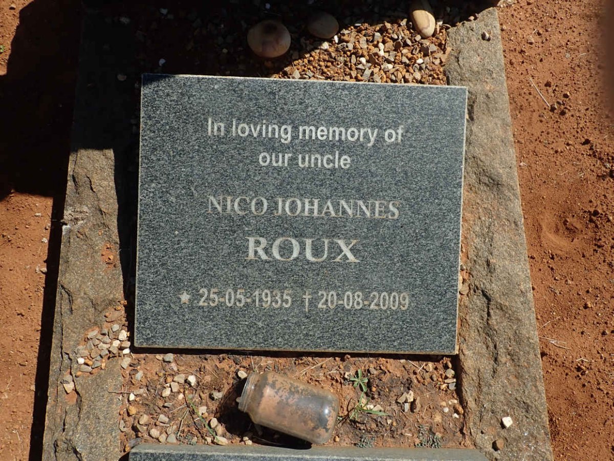 ROUX Nico Johannes 1935-2009