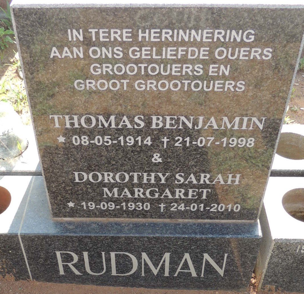 RUDMAN Thomas Benjamin 1914-1998 & Dorothy Sarah Margaret 1930-2010