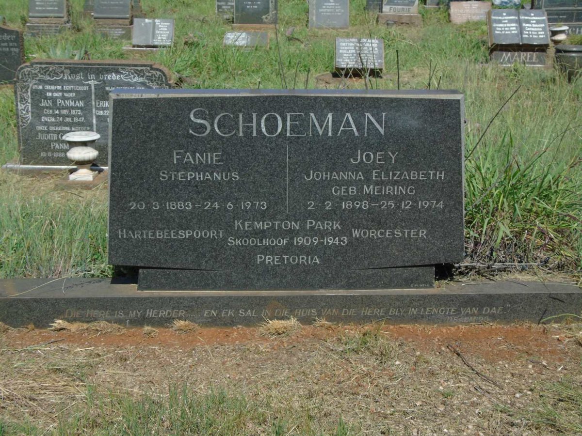 SCHOEMAN Stephanus 1883-1973 & Johanna Elizabeth MEIRING 1898-1974