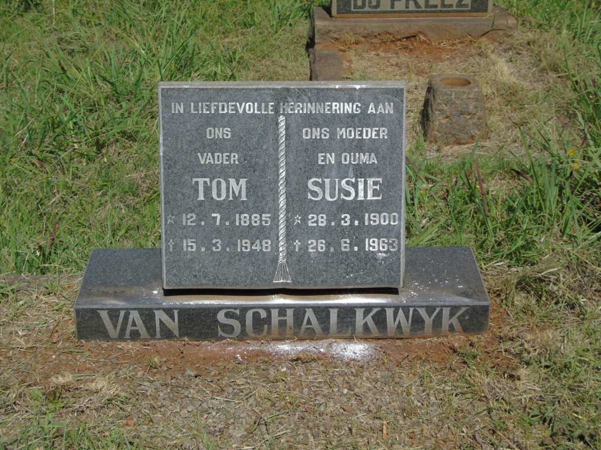SCHALKWYK Tom, van 1885-1948 & Susie 1900-1963
