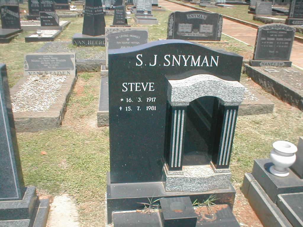 SNYMAN S.J. 1917-1981