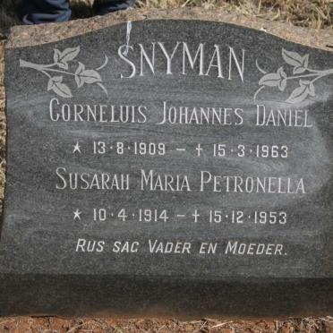 SNYMAN Corneluis Johannes Daniel 1909-1963 & Susarah Maria Petronella 1914-1953