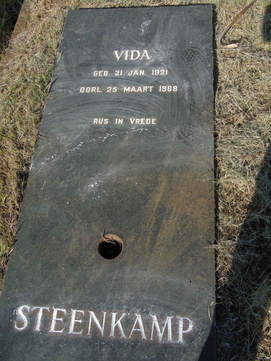 STEENKAMP Vida 1921-1968